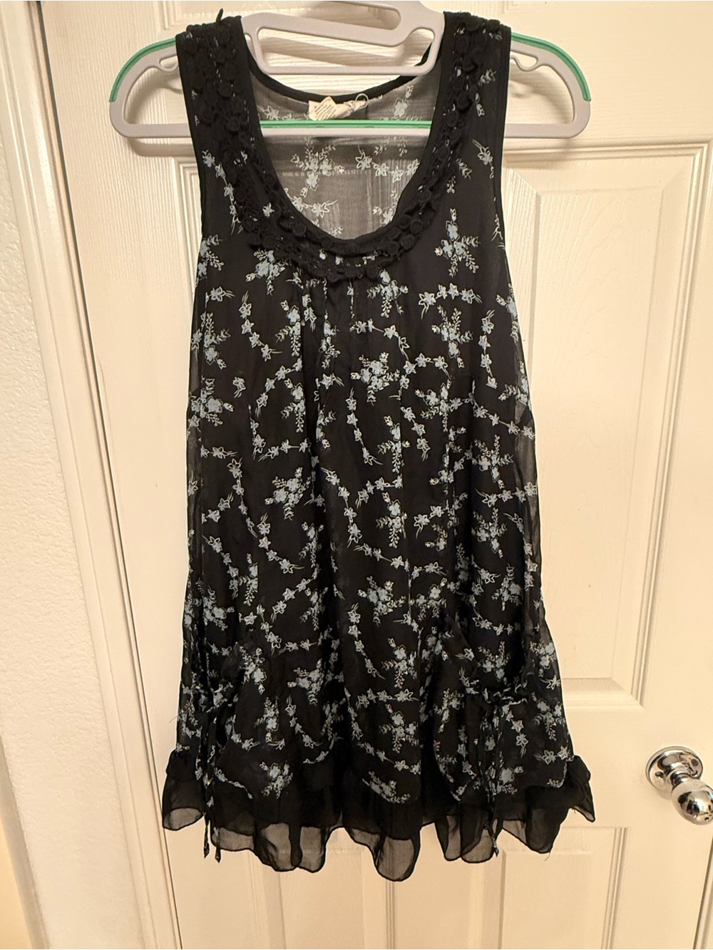 Black Floral Chiffon Sleeveless Tunic Sheer and lined